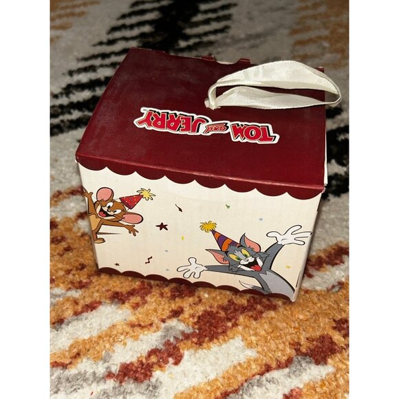 Tom & Jerry ceramic snack soup bowl with silicone lid - Picture 6 of 7